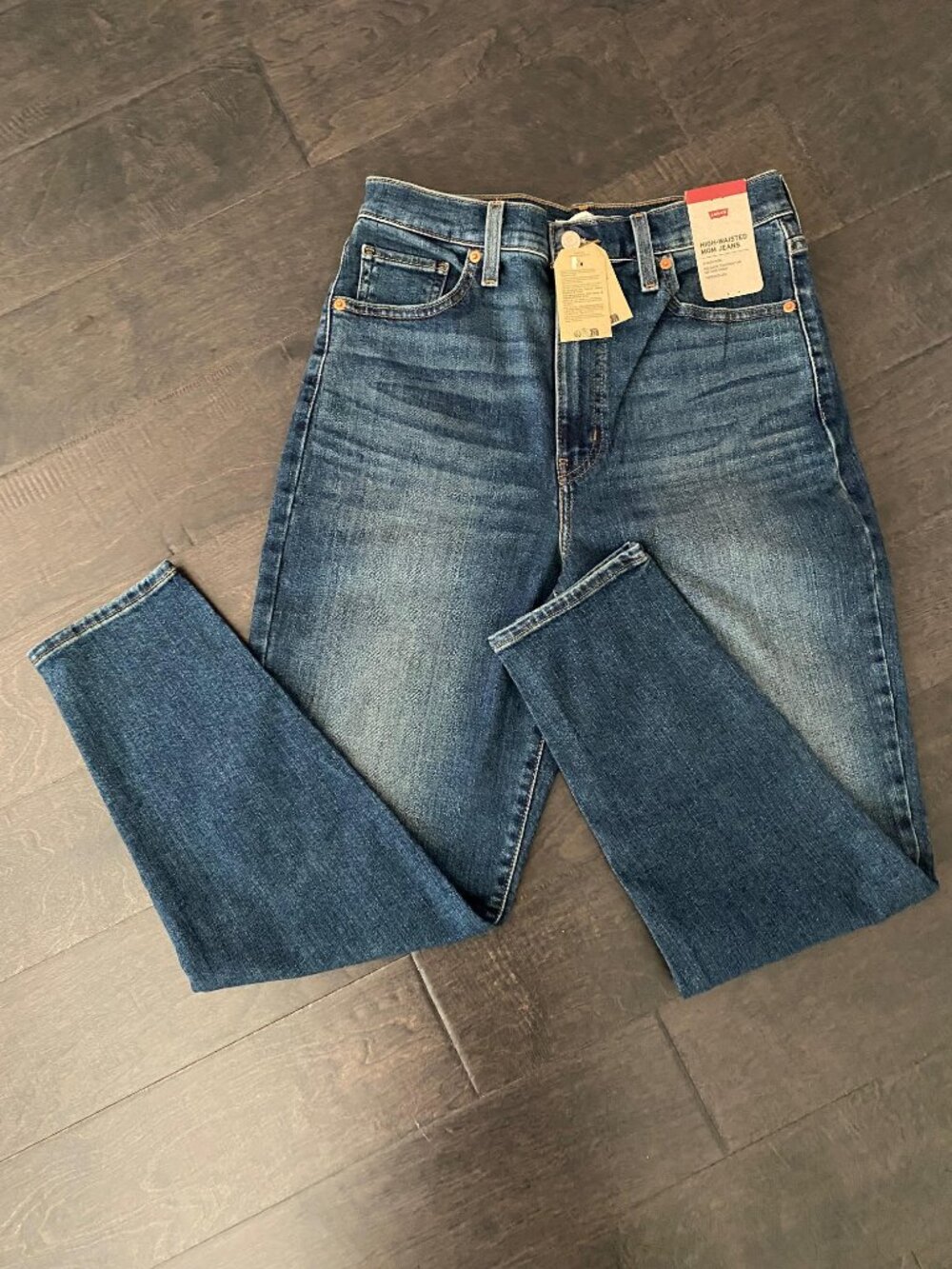 NEW Women's Levi's High Waisted Mom Jeans, Dark Blue, Size 27, 29